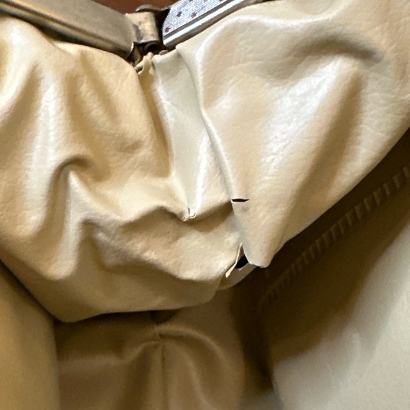 🌟HP🌟VTG 1950s Black Floral Tapestry Carpet Bag Top Handle Handbag by Dover USA - Picture 12 of 16